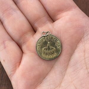 Vintage Beau 925 Sterling Silver "Happy Birthday" Cake Pendant Bracelet Charm